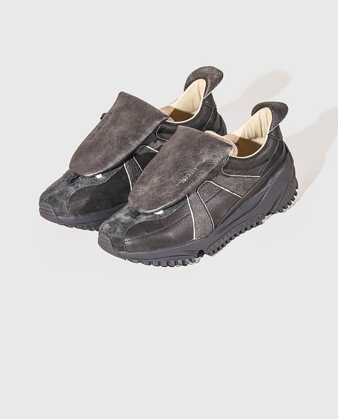 Expedition Trainer - Black