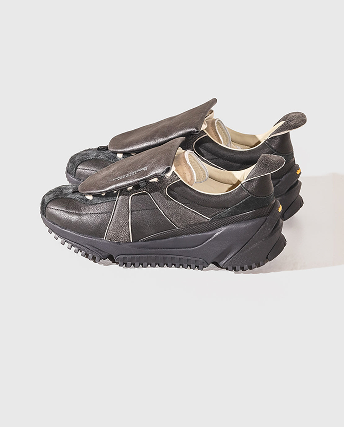 Expedition Trainer - Black