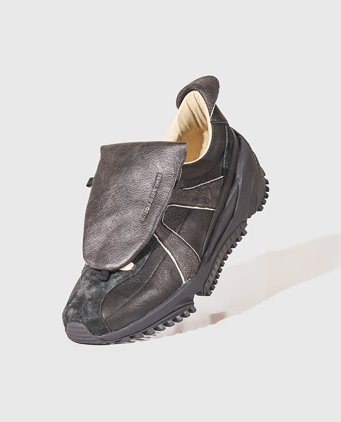 Expedition Trainer - Black