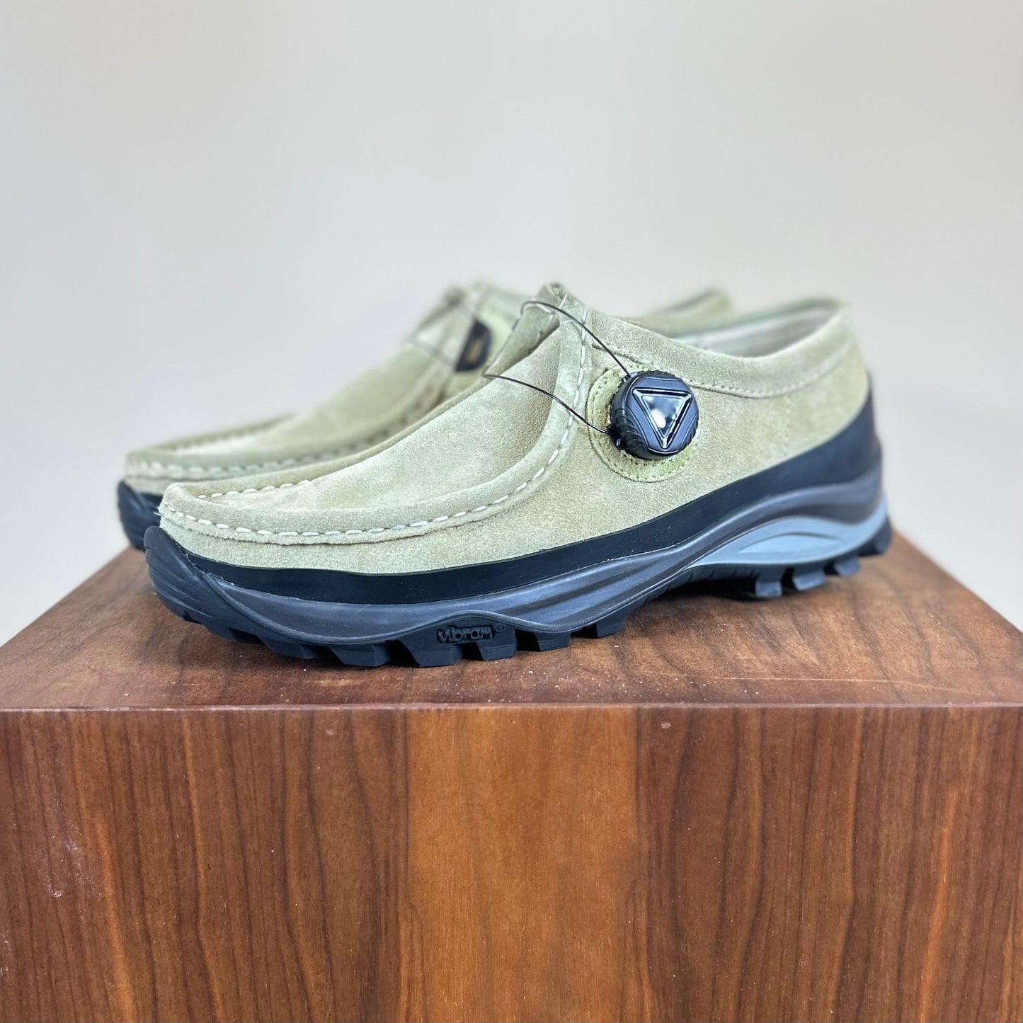 Wood top green clarks